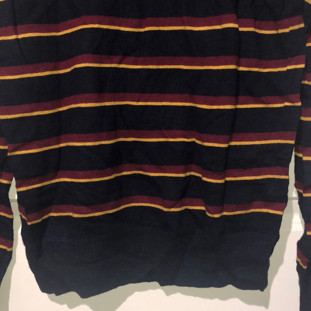 AEO Navy STRIPED SWEATER - Picture 8 of 10